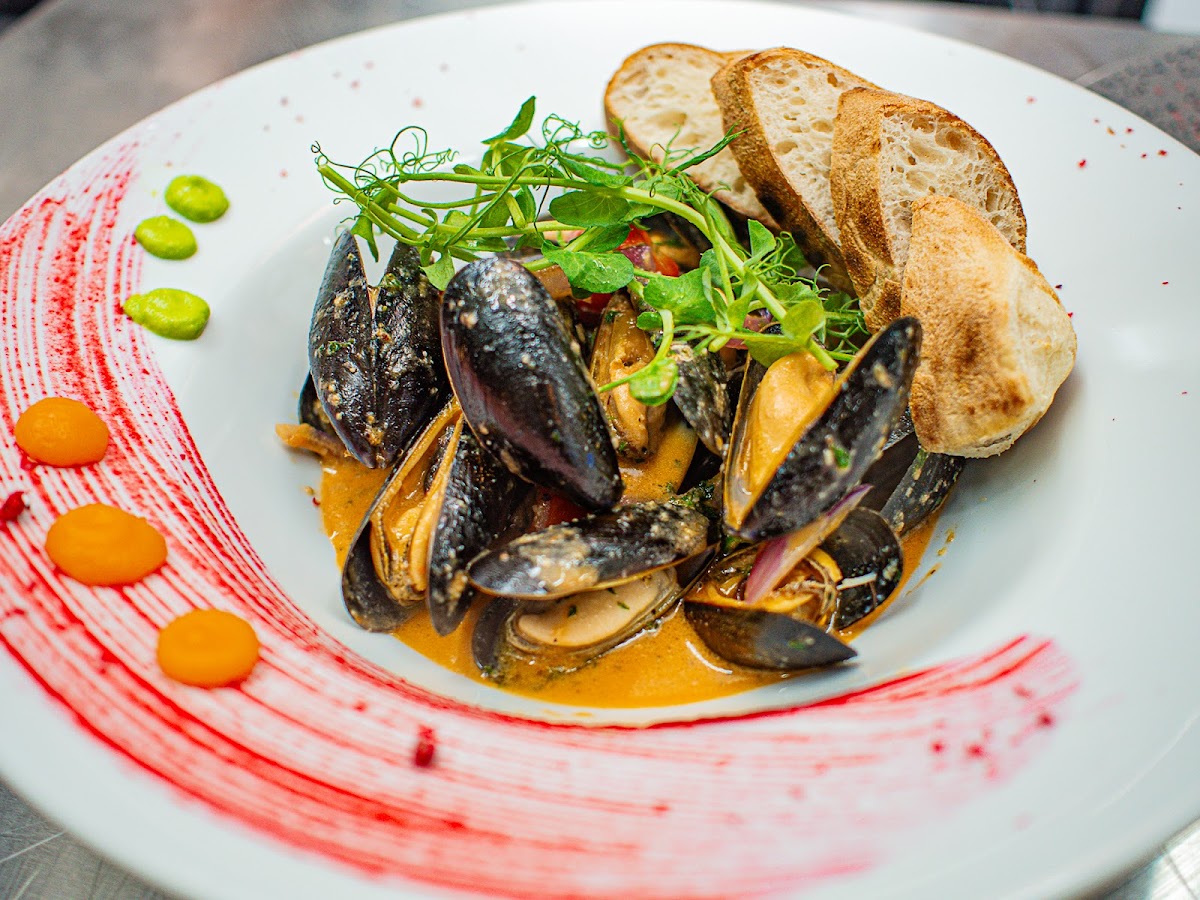 La Vecchia Banca Photos 2